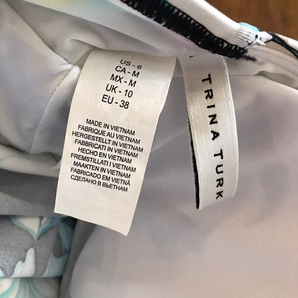 Trina Turk swimsuit tankini Top - Picture 4 of 4